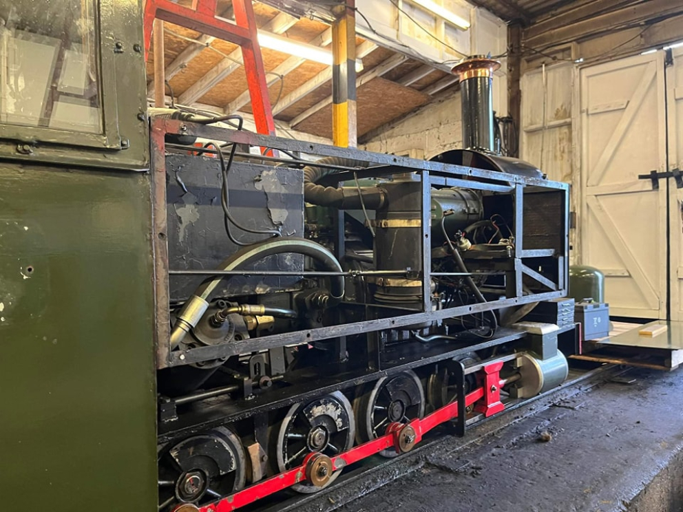 Engine repair in the workshop